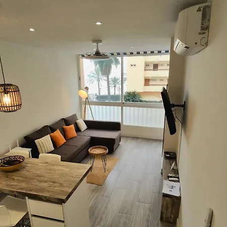 דירה Sea View 2br Beachfront & Cozy Balcony