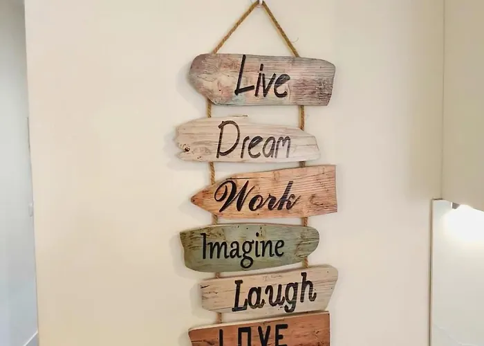 Sea View 2br Beachfront&cozy Balcony *