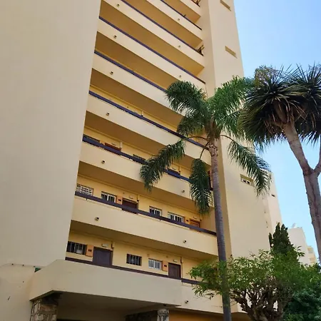 Sea View 2br Beachfront & Cozy Balcony アパート *
