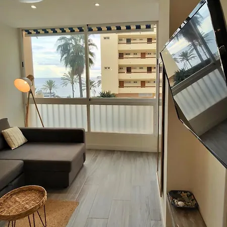 Sea View 2br Beachfront & Cozy Balcony Apartamento *